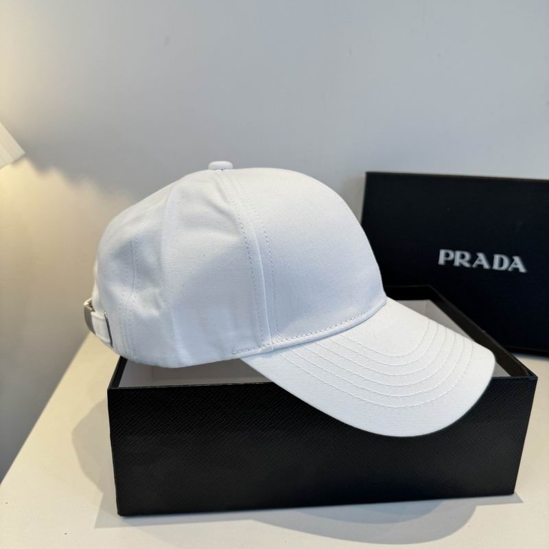 Prada cap dx (136)