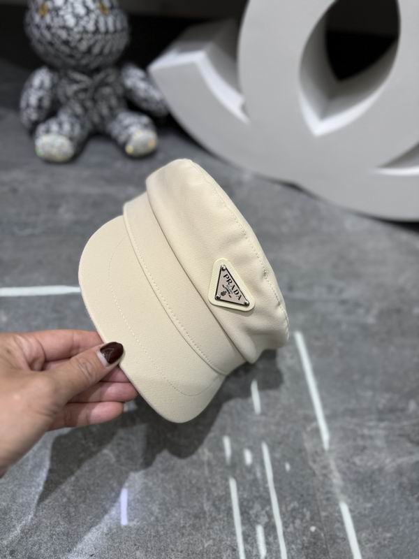 Prada cap dx (2)
