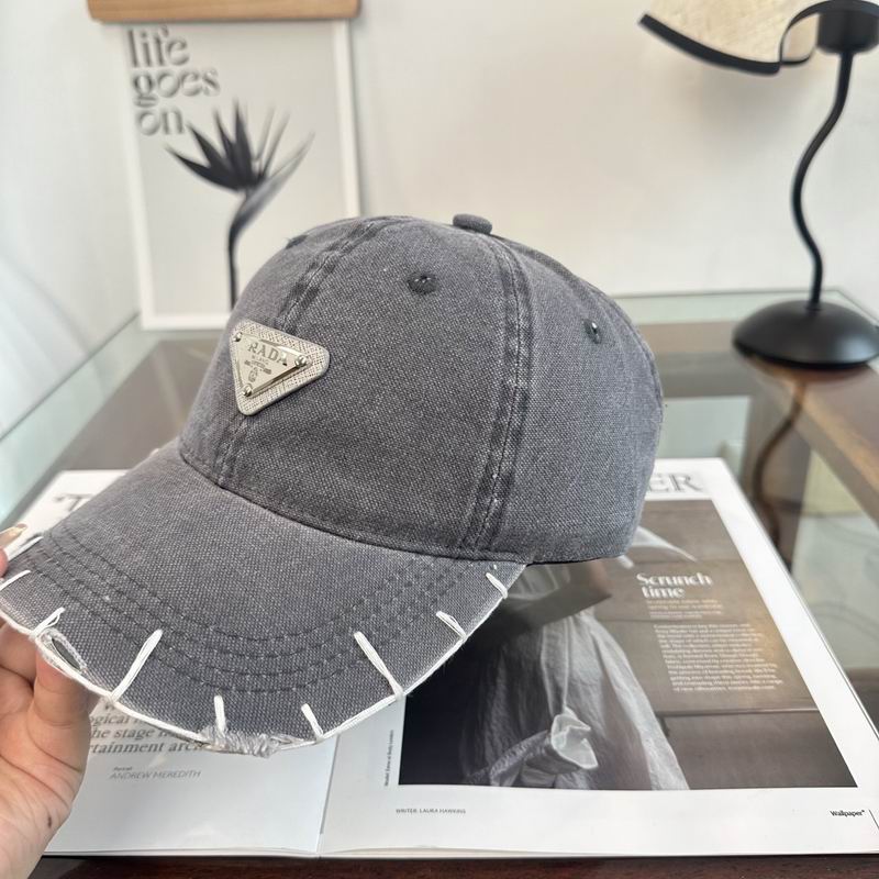 Prada cap dx (2262)