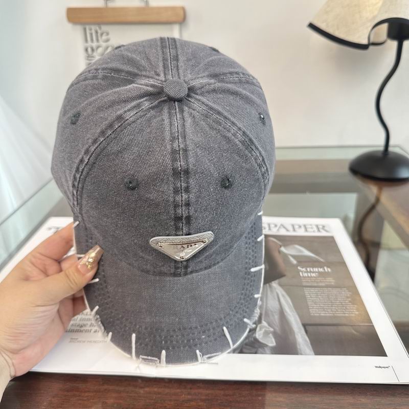 Prada cap dx (2264)