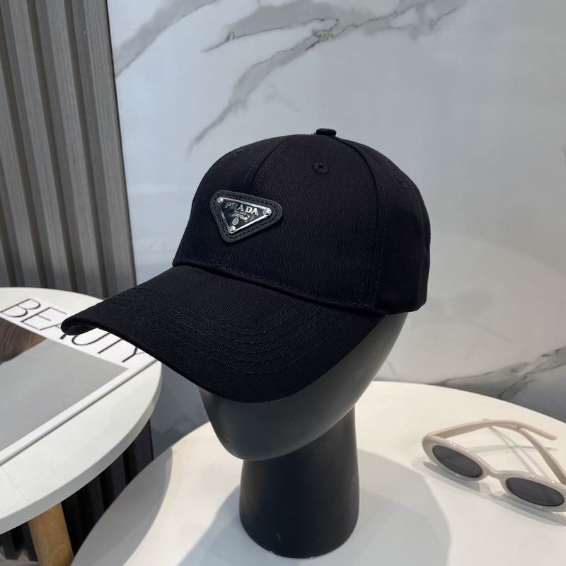 Prada cap dx (270)