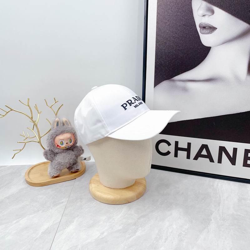 Prada cap dx (313)