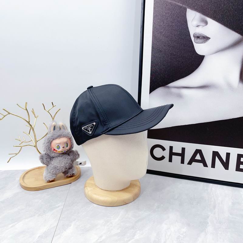 Prada cap dx (332)