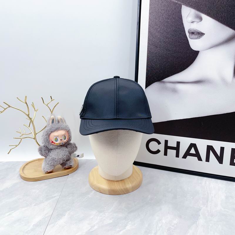 Prada cap dx (333)