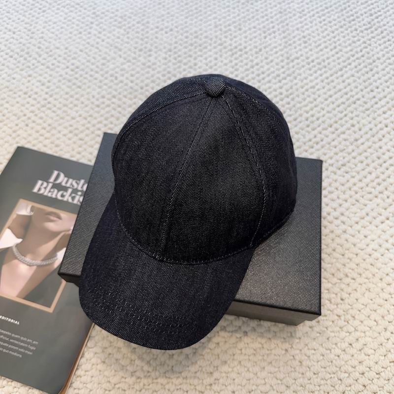 Prada cap dx (342)