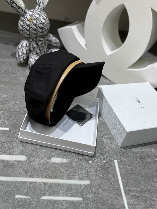 Prada cap dx (366)