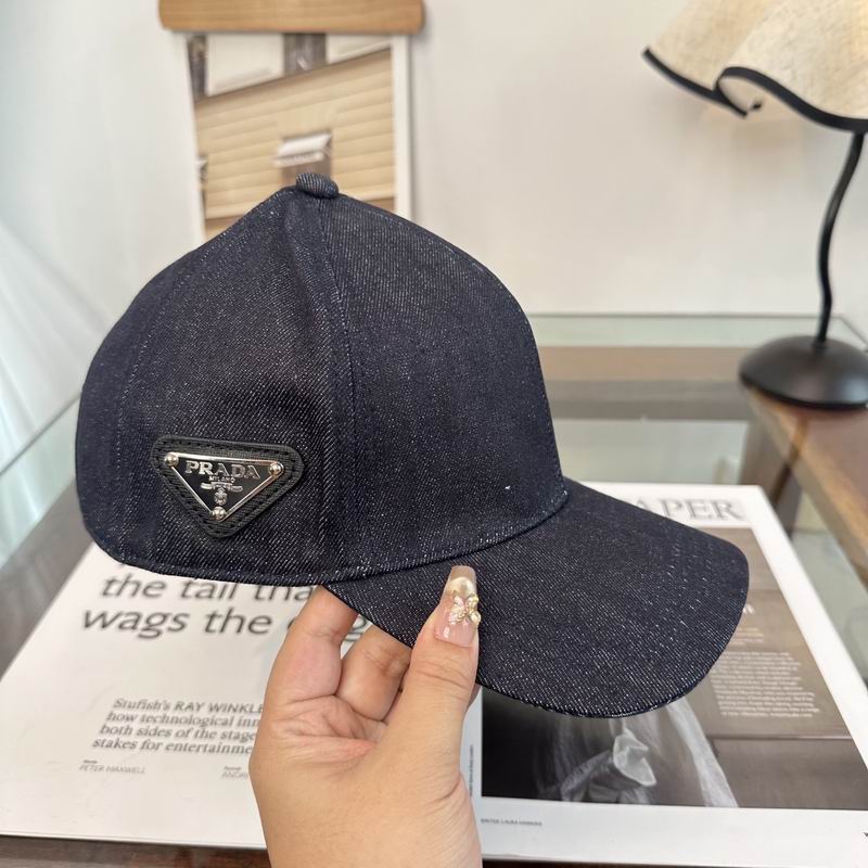 Prada cap dx (52)