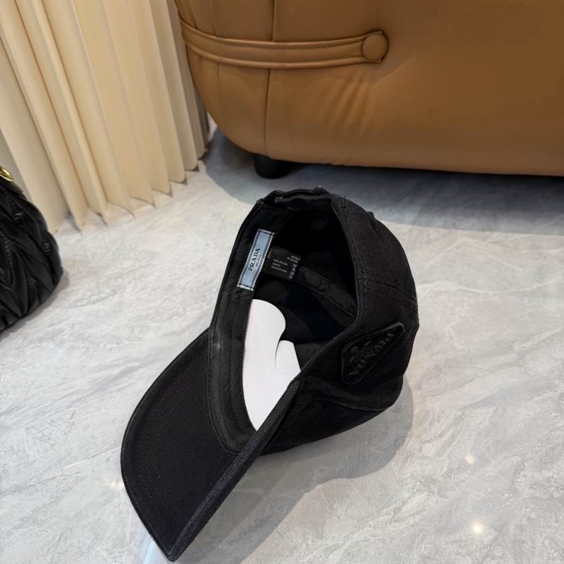Prada cap dx (65)