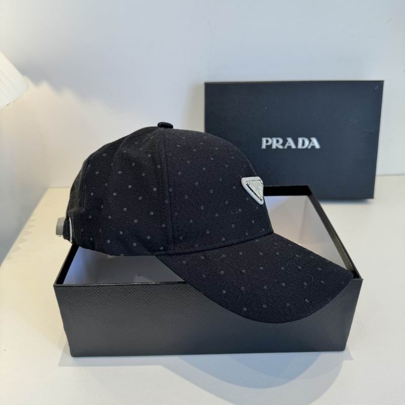 Prada cap dx (6642)