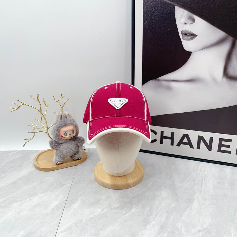 Prada cap dx (768)