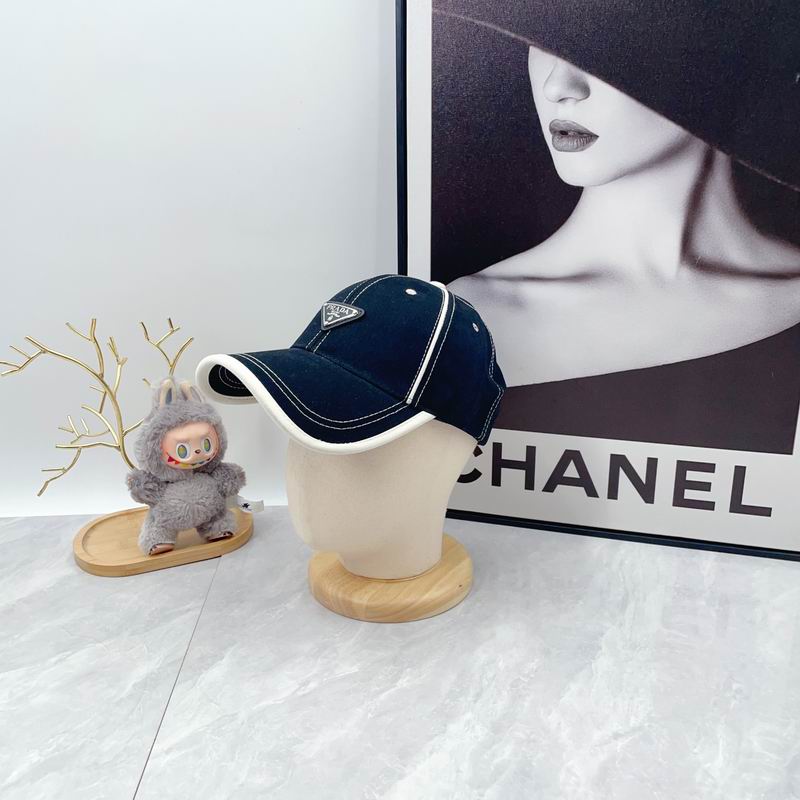 Prada cap dx (785)