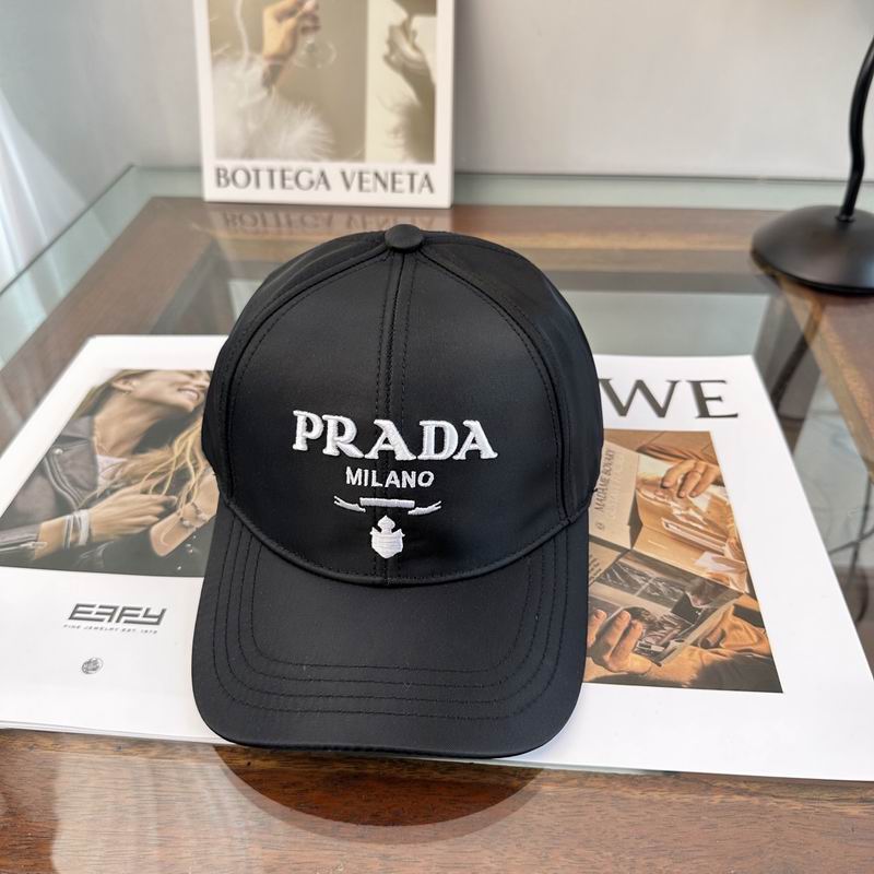 Prada cap dx (96)