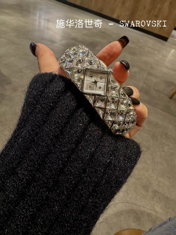 Swarovski 20X20.5mm 30 (1)
