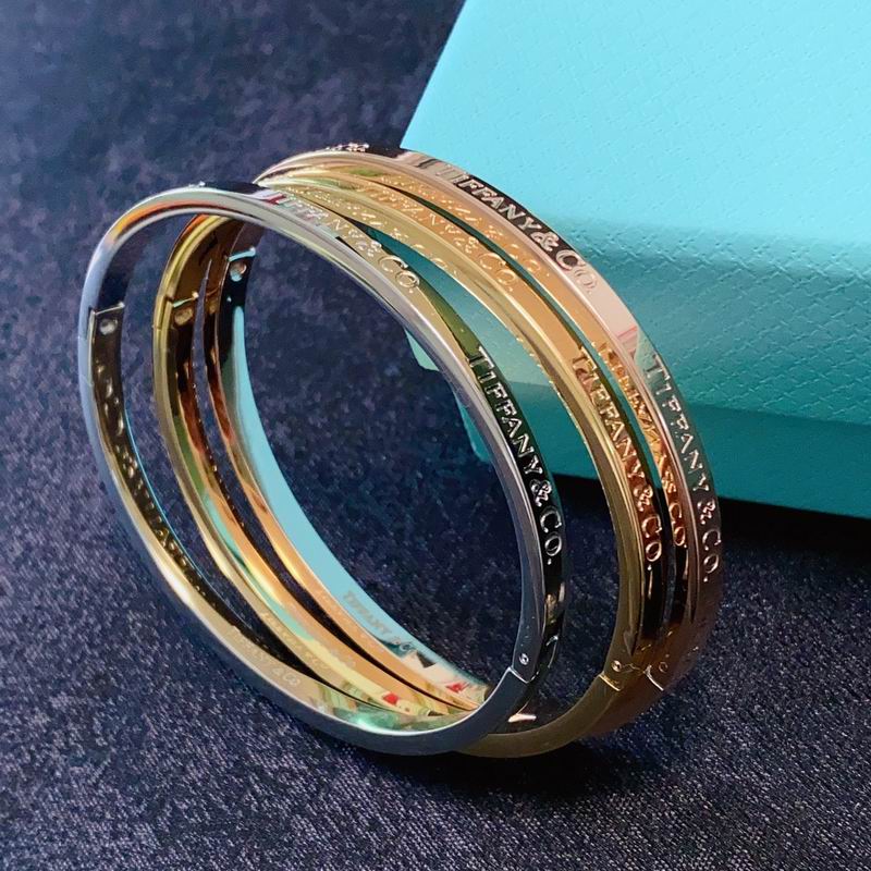 Tiffany Bracelet 04yxs49 (7)