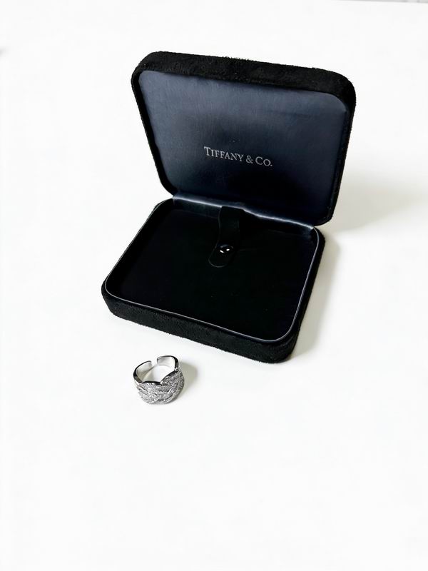 Tiffany Ring 04yxs47 (4)