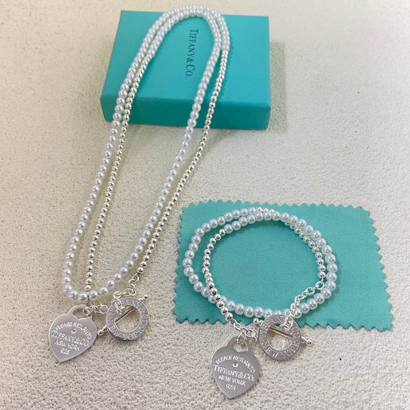 Tiffany Suits 03yxs01 (12)