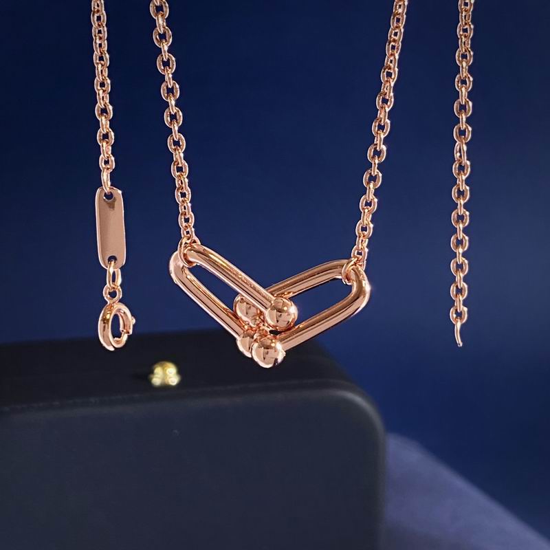 Tiffany Suits 03yxs05 (16)