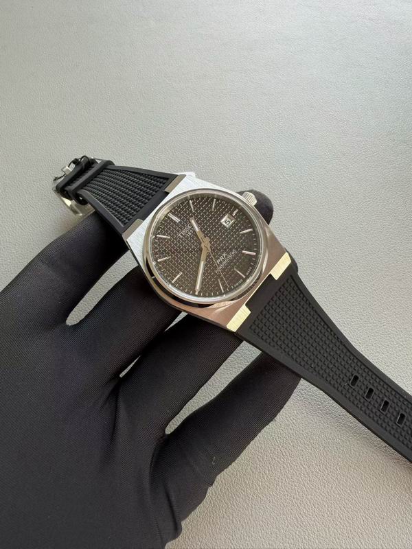 Tissot 40mm 10 (18)