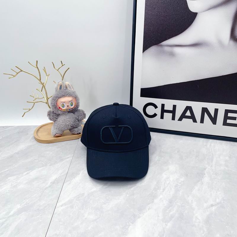 Valentino cap dx (14)