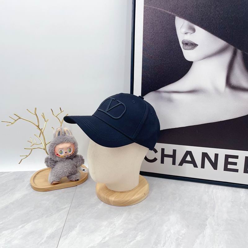 Valentino cap dx (16)