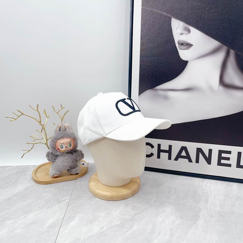 Valentino cap dx (7)