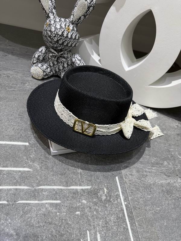 Valentino top hat dx (1145)