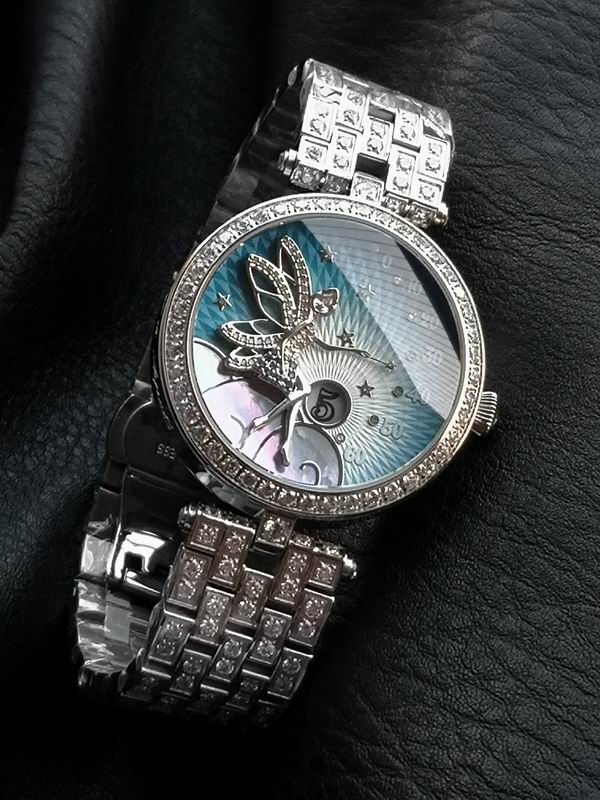 Van Cleef & Arpels watch 56 (7)