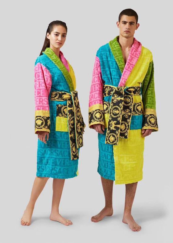 Versace Bathrobe (1)