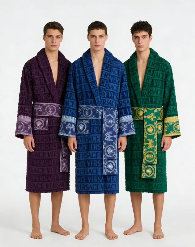 Versace Bathrobe (17)