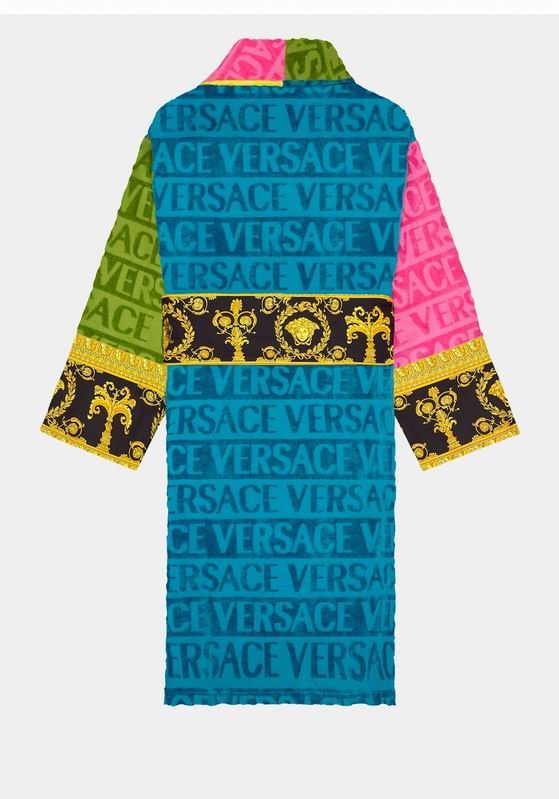Versace Bathrobe (3)