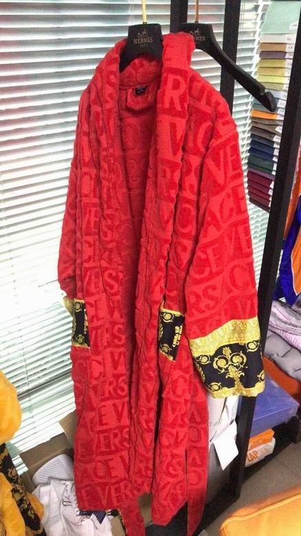 Versace Bathrobe  (17)