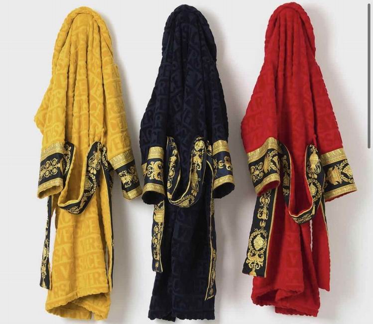 Versace Bathrobe  (9)