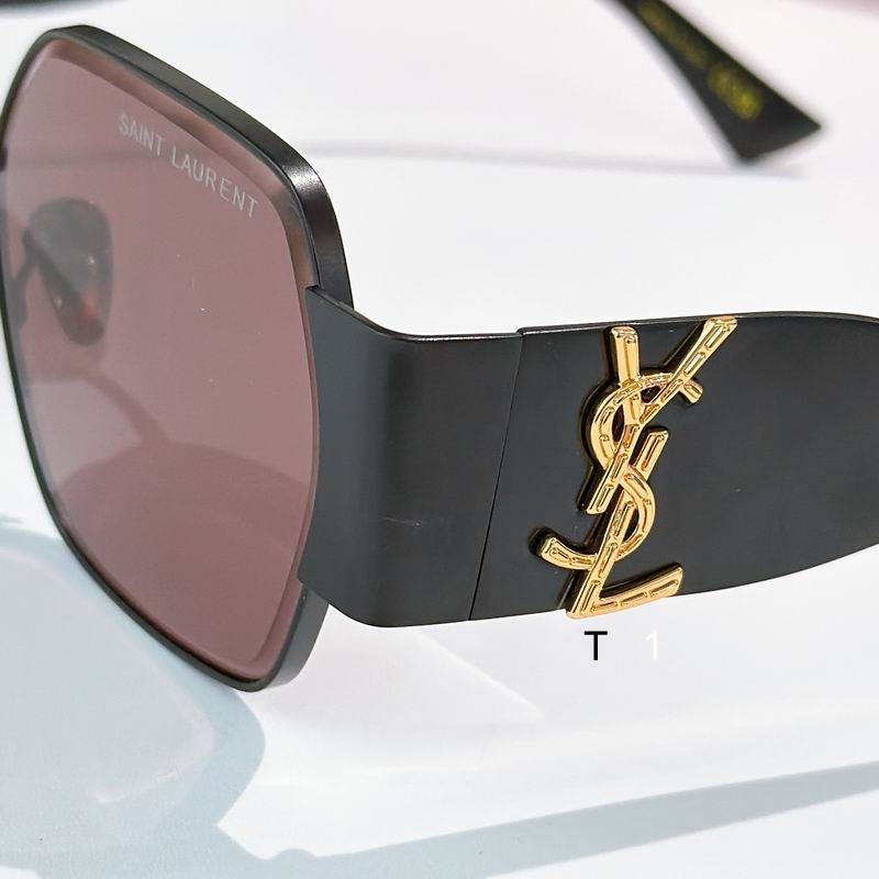 YSL M1721L 57 18-145 A07