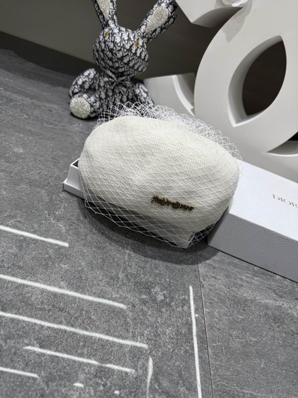 YSL beret dx (74)