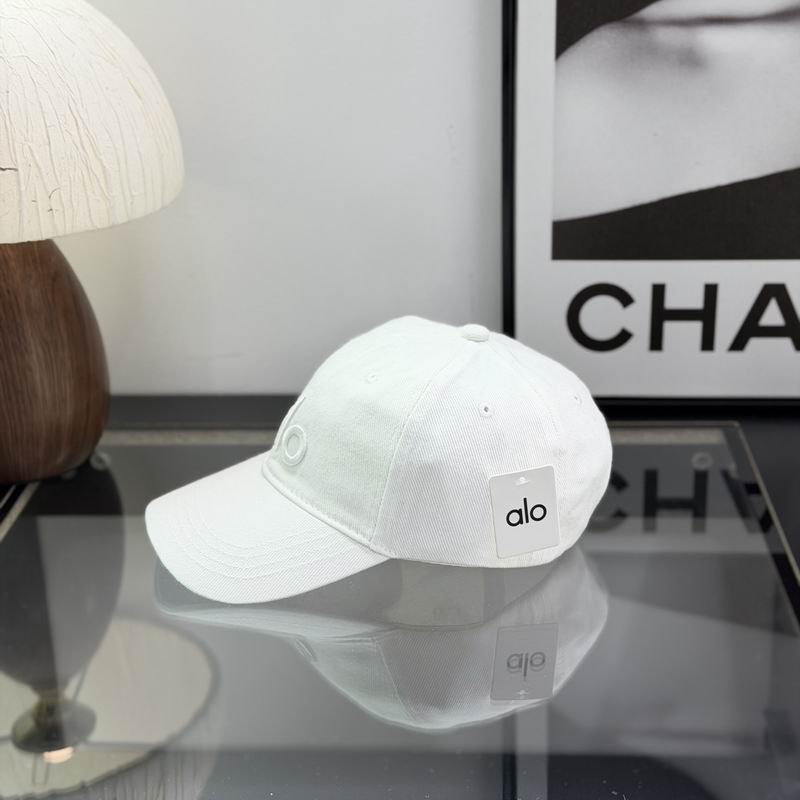 Alo Cap dx (1722)