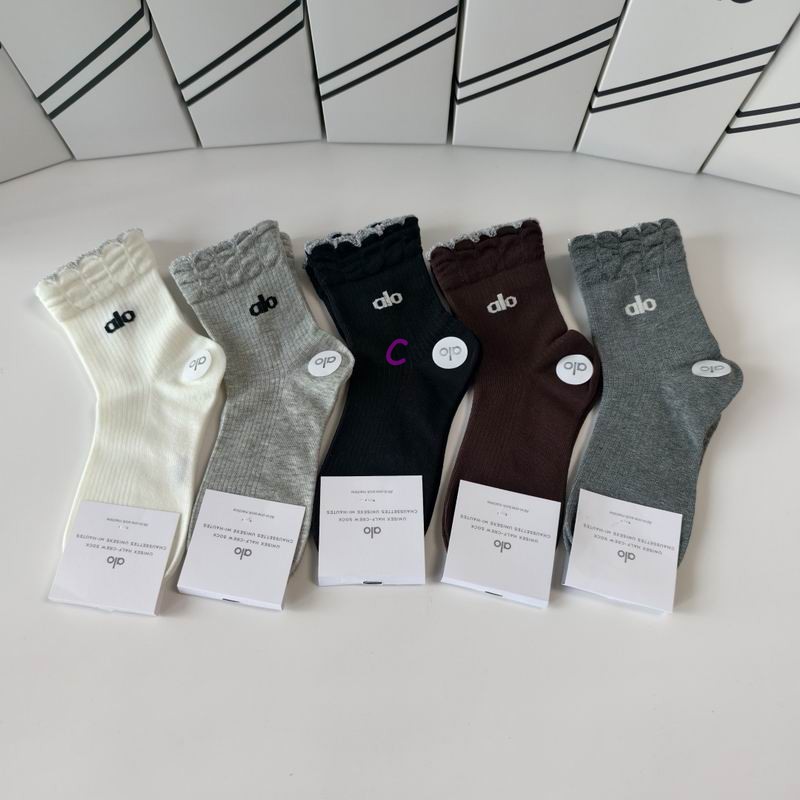 Alo Socks (69)