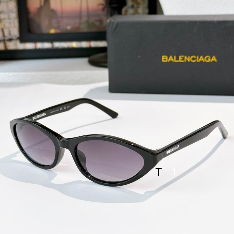 Balenciaga BB0402S 59 18-135 a01