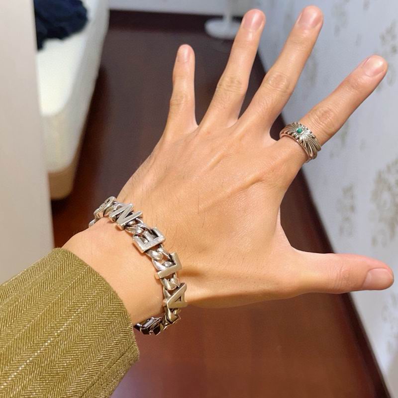 Balenciaga Bracelet  03yxs29 (6)