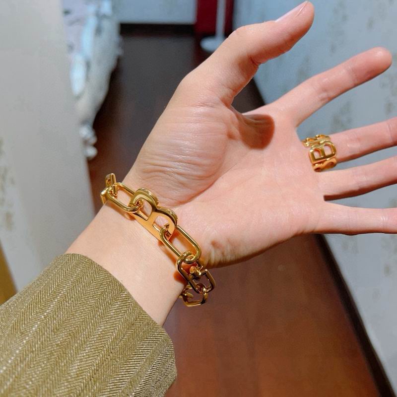 Balenciaga Bracelet  03yxs31 (4)