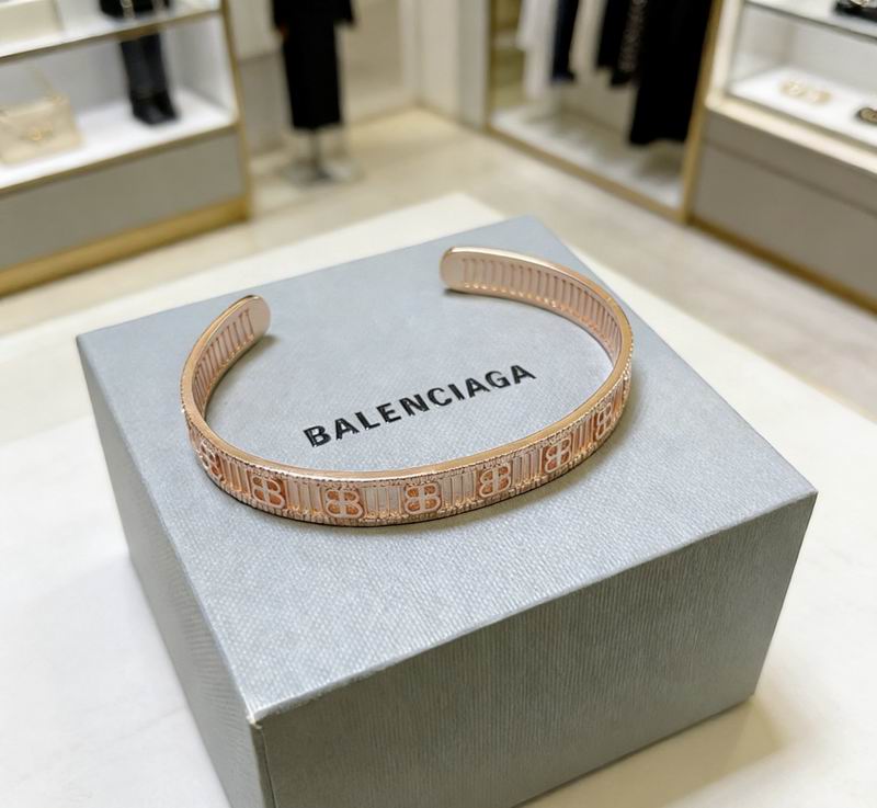 Balenciaga Bracelet  03yxs39 (5)