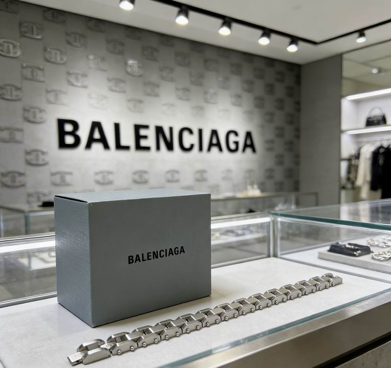Balenciaga Bracelet  03yxs40 (2)