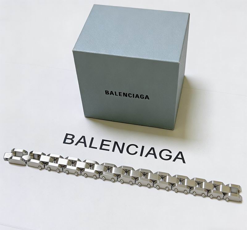 Balenciaga Bracelet  03yxs40 (5)