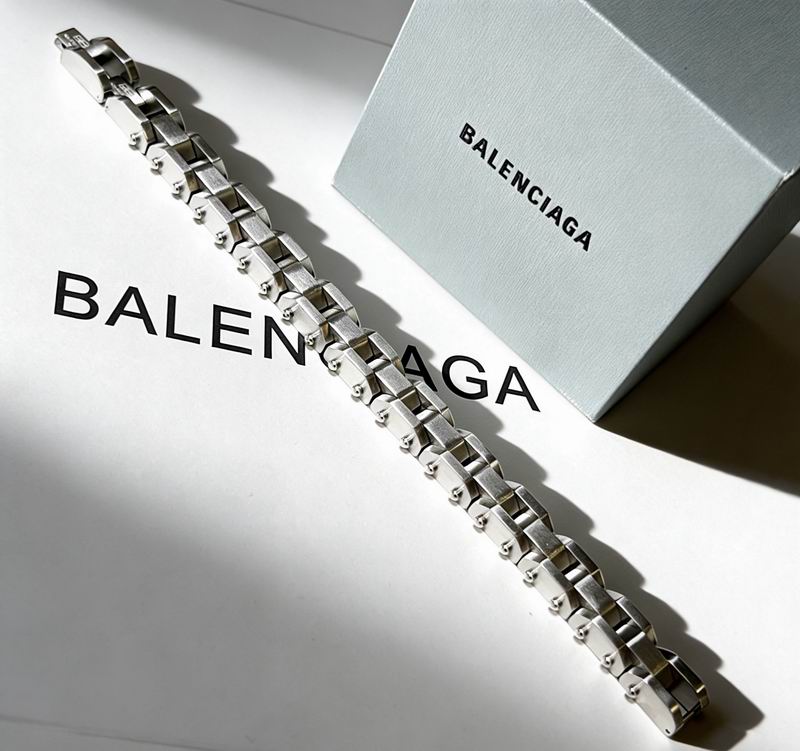 Balenciaga Bracelet  03yxs40 (9)