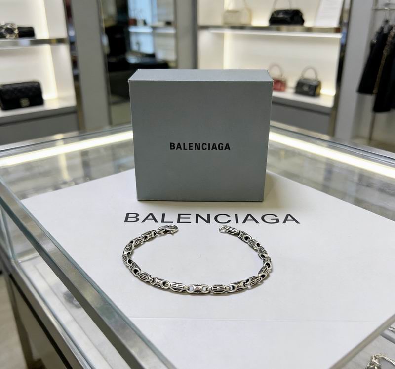 Balenciaga Bracelet  03yxs41 (5)