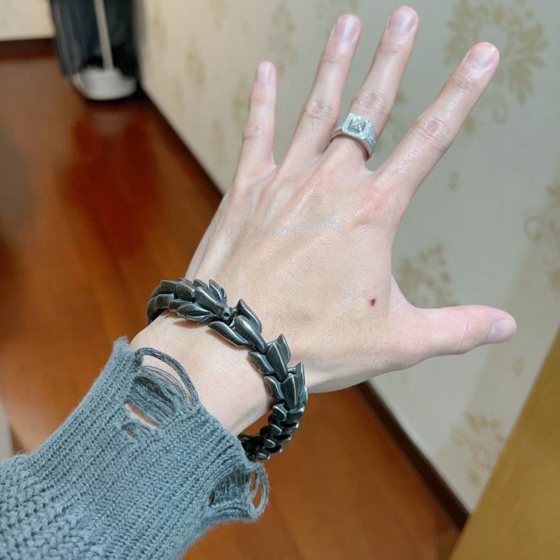 Balenciaga Bracelet  03yxs43 (3)