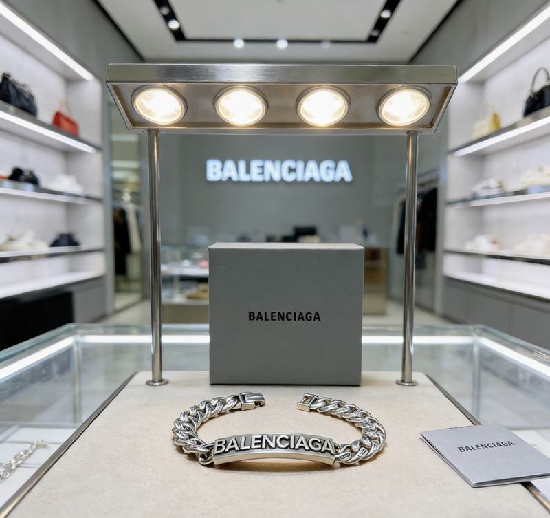 Balenciaga Bracelet  03yxs46 (8)