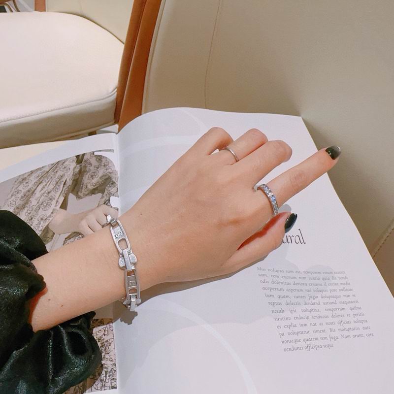 Balenciaga Bracelet  03yxs49 (9)