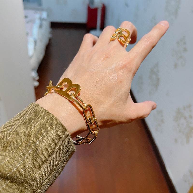 Balenciaga Bracelet  03yxs50 (3)