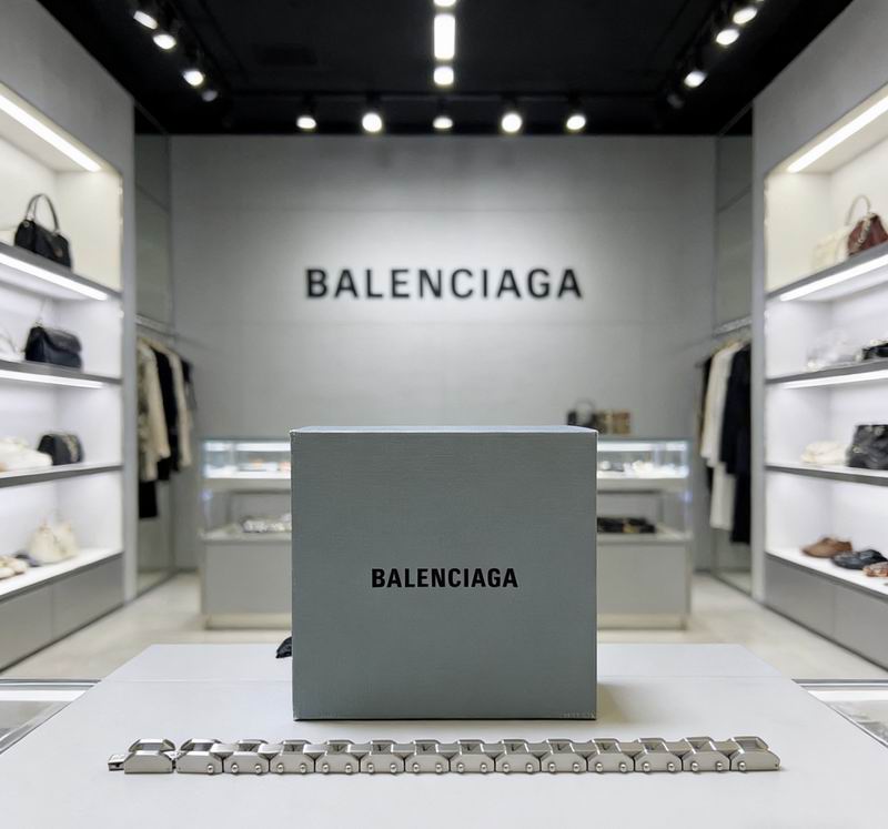 Balenciaga Bracelet  03yxs60 (2)