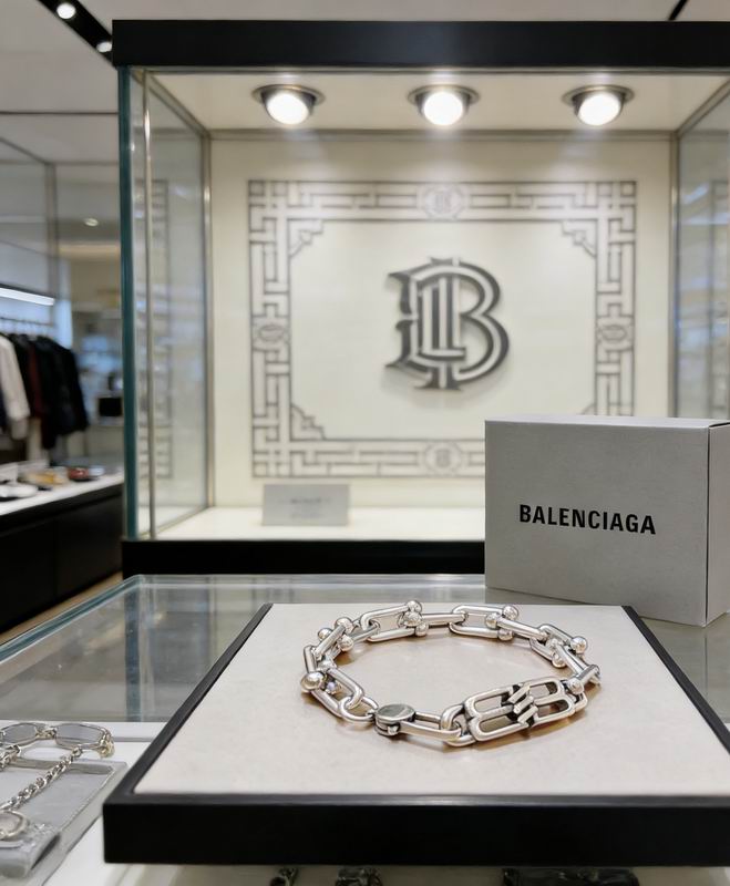Balenciaga Bracelet  03yxs62 (6)